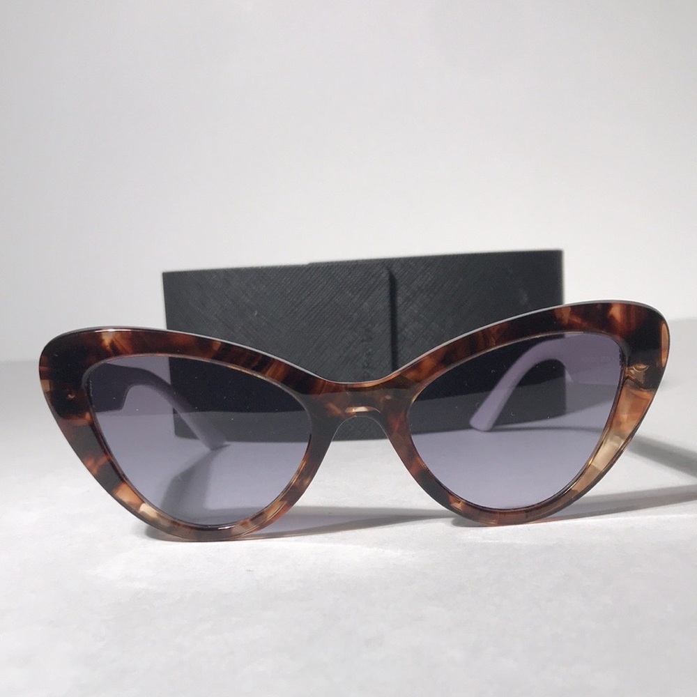 New Authentic PRADA Sunglasses – SPR 13Y 07R-08I - Picture 7 of 16